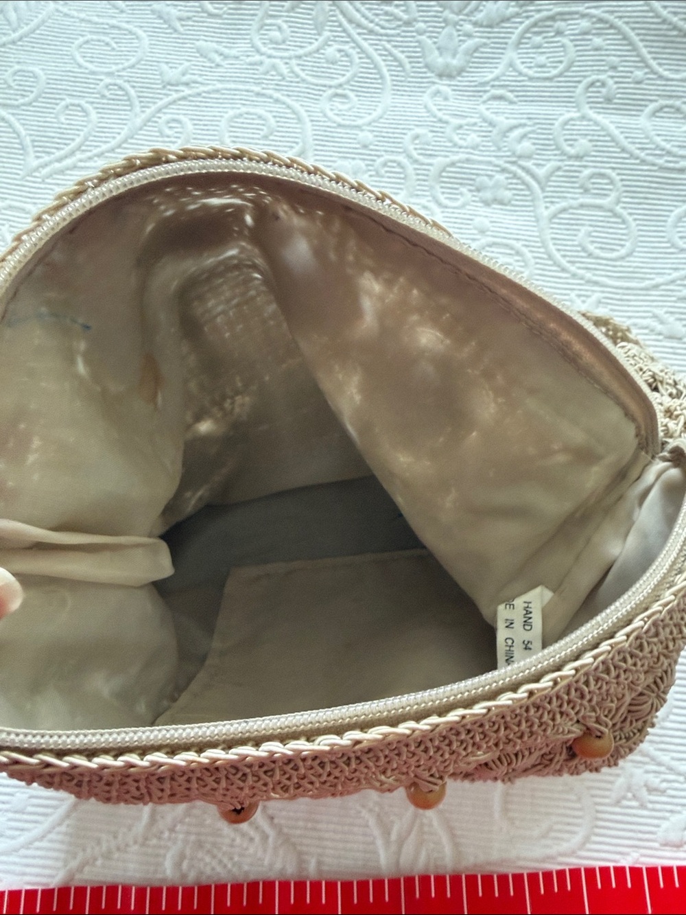 Handcrafted Taupe Crochet Crossbody Bag with Wood Bead Accents - Picture 3 of 7